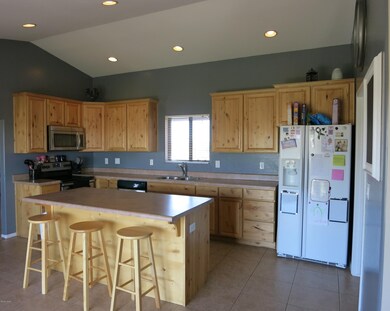 529 Foothills Blvd, Taylor, AZ 85939 - photo 7