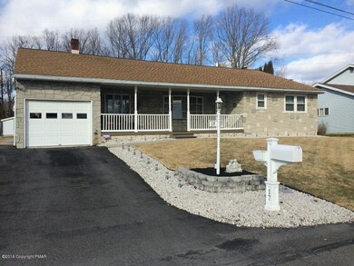 17 Pine Ave, Tamaqua, PA 18252 - photo 2