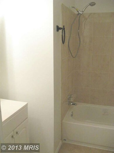 11725 Summer Oak Dr, Germantown, MD 20874 - photo 7