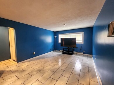 135 Winthrop St unit 3A, Framingham, MA 01702 - photo 3