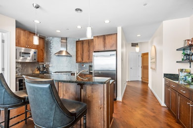 SouthShore unit 705, Newport, KY 41071 - photo 7