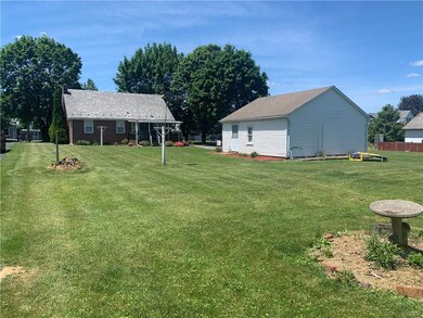 2727 Valley View Dr, Bath, PA 18014 - photo 4