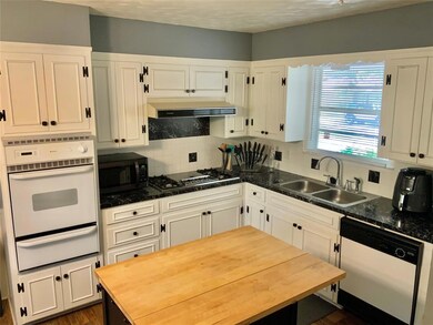 1909 Laurel Rd, Gainesville, TX 76240 - photo 7