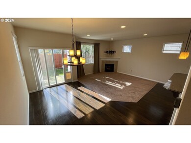 13802 SE Taralon Dr, Clackamas, OR 97015 - photo 4