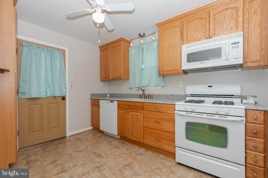 3307 Woodring Ave, Parkville, MD 21234 - photo 3