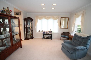 3182 Potomac Ct, Columbus, IN 47203 - photo 4