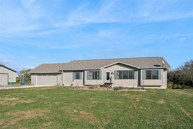 16771 118th Ave, Indianola, IA 50125 - photo 3