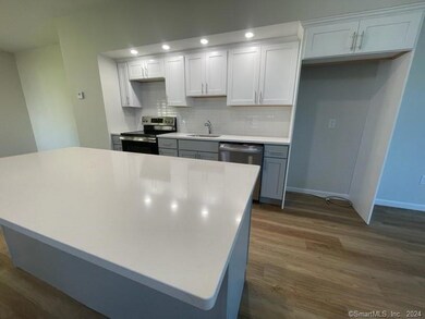 69 Belvedere Dr unit 69, Tolland, CT 06084 - photo 4