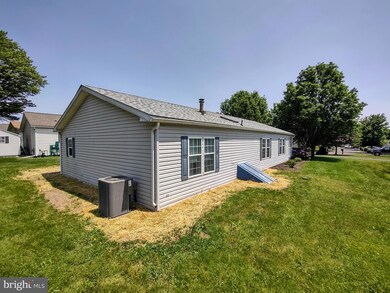 113 Carver Ln, Royersford, PA 19468 - photo 3