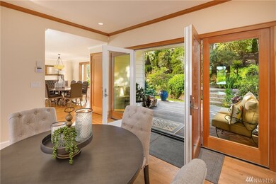 4241 E Mercer Way, Mercer Island, WA 98040 - photo 7