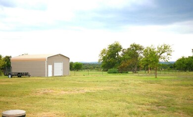 175 Overlook Trail, Azle, TX 76020 - photo 4