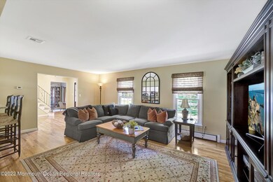 07-Living Room