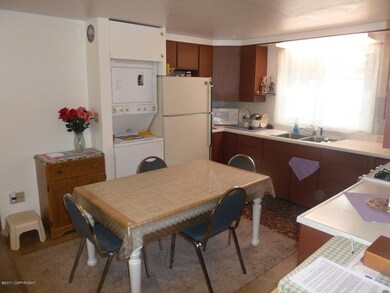 5902 Debarr Rd, Anchorage, AK 99504 - photo 6