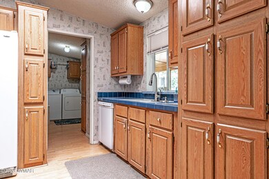 691 S 11th St, Show Low, AZ 85901 - photo 7