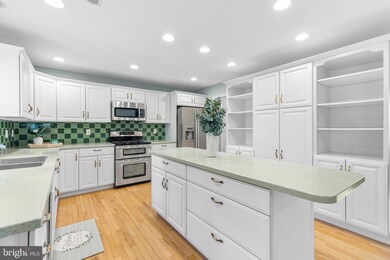 707 W Quillytown Rd, Penns Grove, NJ 08069 - photo 5