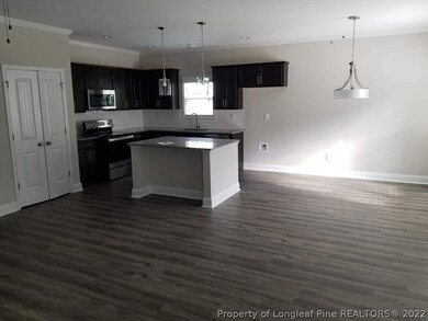 408 Buie Ct, Fayetteville, NC 28304 - photo 4