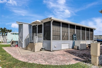 976 Nettles Blvd, Jensen Beach, FL 34957 - photo 3