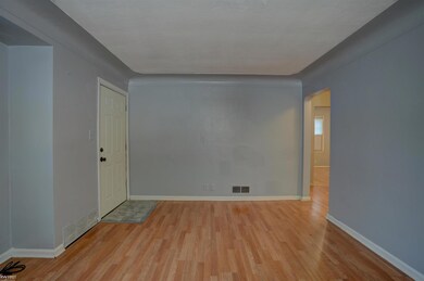 5302 Susan St, Flint, MI 48505 - photo 5