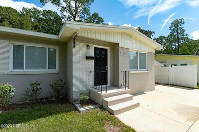 2139 East Rd, Jacksonville, FL 32216 - photo 7