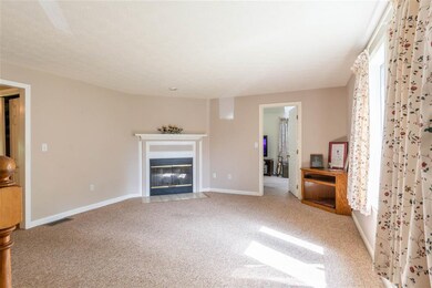 47 Dorchester Way unit U138, Nashua, NH 03064 - photo 5