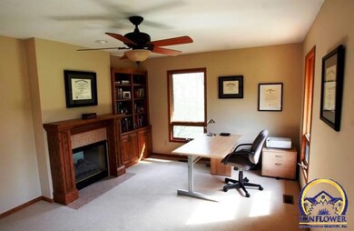 1140 SW Chetopa Trail, Topeka, KS 66615 - photo 7