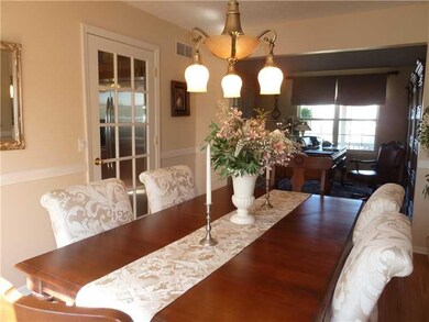 Dining Room. Gorgeous Dining Room w/New Lighting
