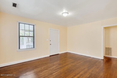 1122 Murray Dr, Jacksonville, FL 32205 - photo 5