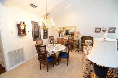 413 Amberwood Cir, Tyler, TX 75701 - photo 7