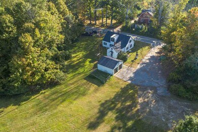 258 Wadleigh Falls Rd, Newmarket, NH 03857 - photo 4
