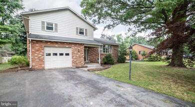 8108 Runnymeade Dr, Frederick, MD 21702 - photo 2