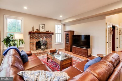 5772 Victor Dr, Sykesville, MD 21784 - photo 5