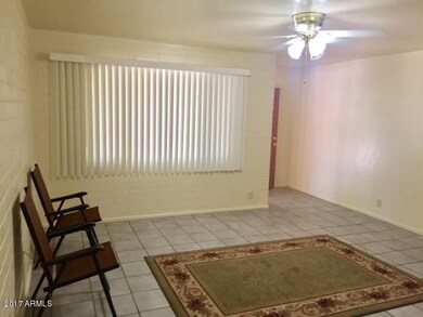 9014 - Living Room