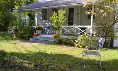 306 Main St, Vineyard Haven, MA 02568 - photo 2