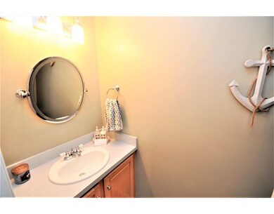 814 Thayer St unit 814, Abington, MA 02351 - photo 7
