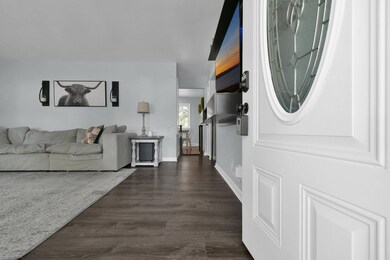 3-web-or-mls-1008-clayton-dr