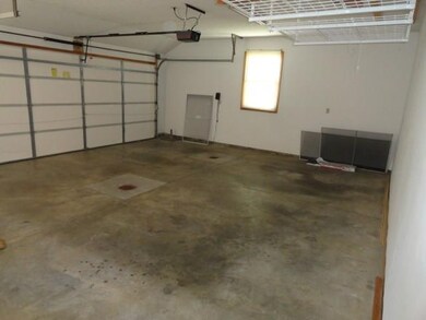 3377 Briar Dr, Columbus, IN 47203 - photo 6