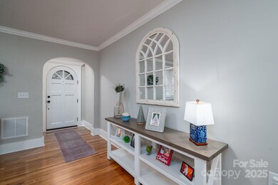 628 W 8th St, Newton, NC 28658 - photo 7