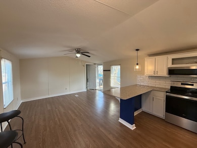 1997 Fm 389 unit 2, Brenham, TX 77833 - photo 6