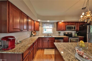 355 S New St, Nazareth, PA 18064 - photo 5