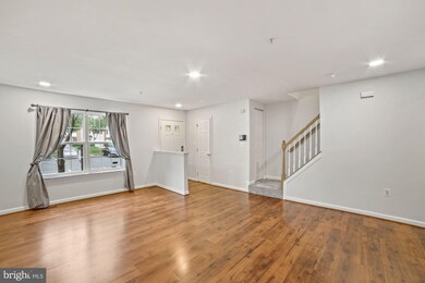 5606 Fishermens Ct, Clinton, MD 20735 - photo 2