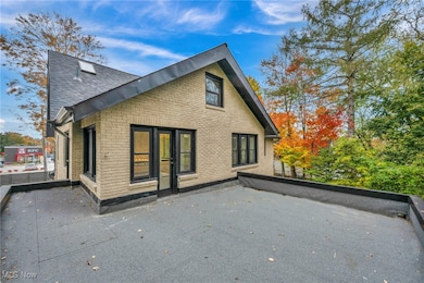 1555 W Market St, Akron, OH 44313 - photo 4