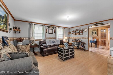 Living room 3