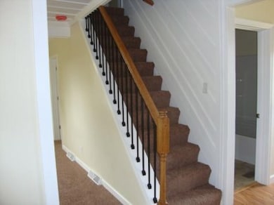 235 W 400 N, La Porte, IN 46350 - photo 3