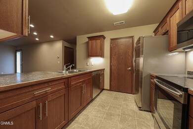 1770 E Calgary Ave 6-05