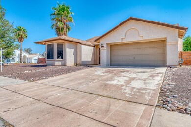 9012 N Eaglestone