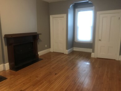 364 Essex St unit 2, Salem, MA 01970 - photo 3