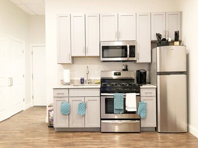 1064 N Shore Rd unit 3, Revere, MA 02151 - photo 2