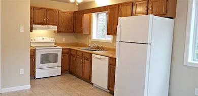 9 Overlook Dr unit R, Derry, NH 03038 - photo 3