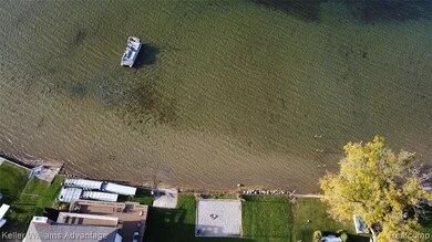 371 E Shore Dr, Whitmore Lake, MI 48189 - photo 5