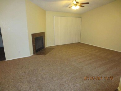MainRoom1